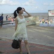 黄丽芬个人资料,才华横溢的文艺新星