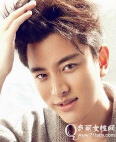 贾奶亮家庭背景,出身寒门,逆袭人生,揭秘他的家庭背景与奋斗历程